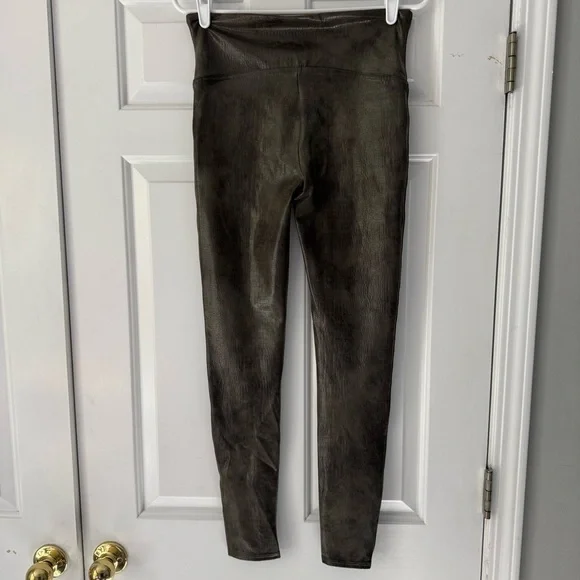 Spanx Faux leather croc leggings in olive green